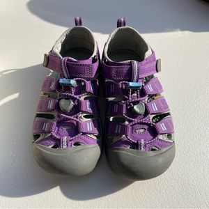 KEEN Child Footwear Closed Toe Hiking Water sandal